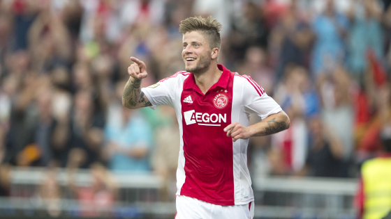 阵容虽然依 阵容虽然依