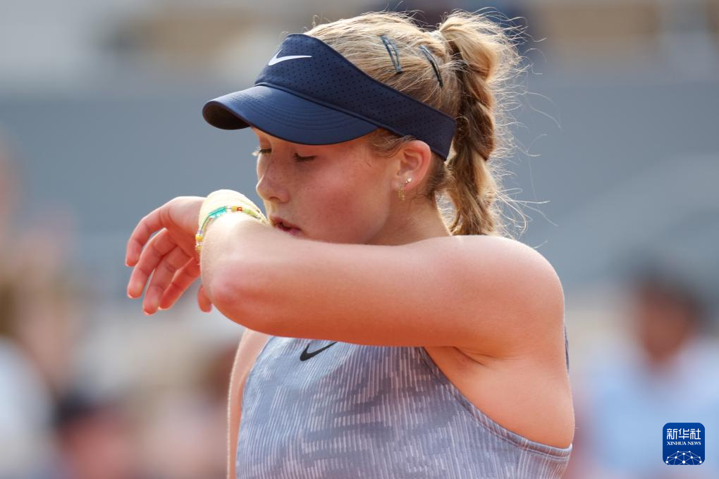 校园圈丨奋“泳”争先,度假区实验学校“小飞鱼”展身手.