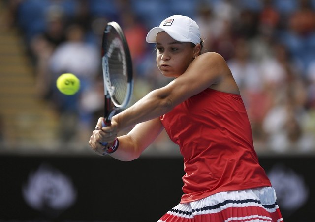 年加盟巴萨 年加盟巴萨